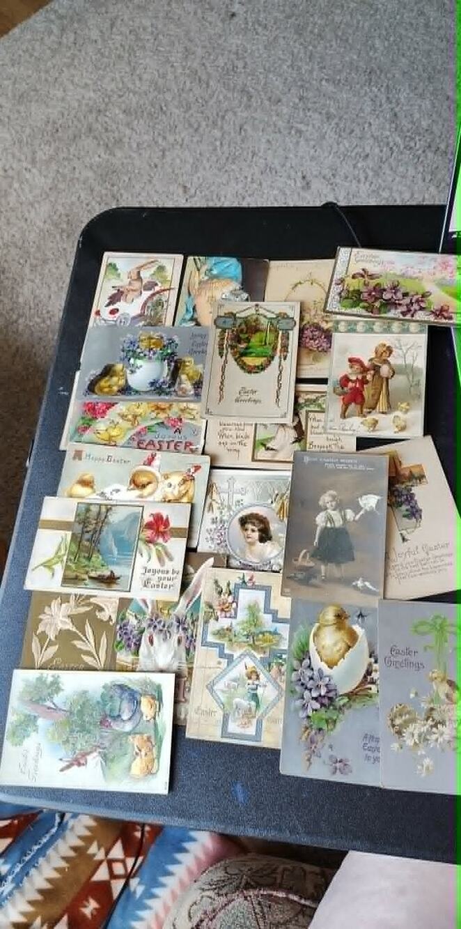 Vintage lot of 20 Easter post cards